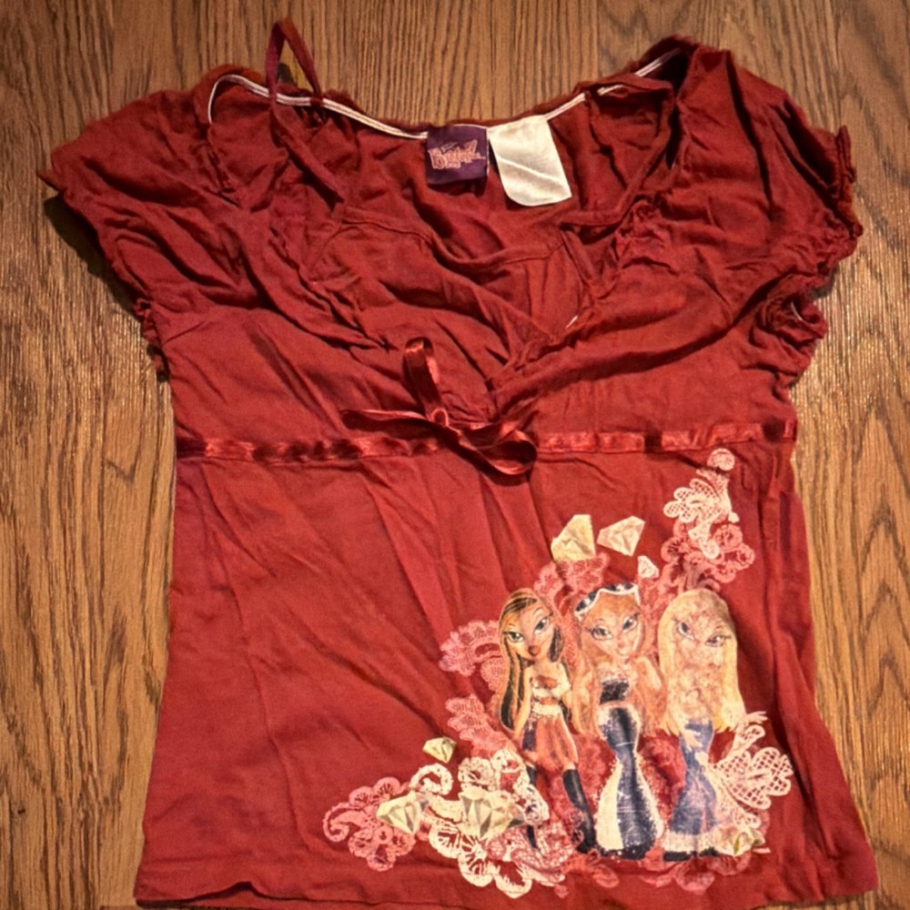 Bratz Girls Red Graphic Print Bow T-Shirt Pullover Size 10/12 VINTAGE