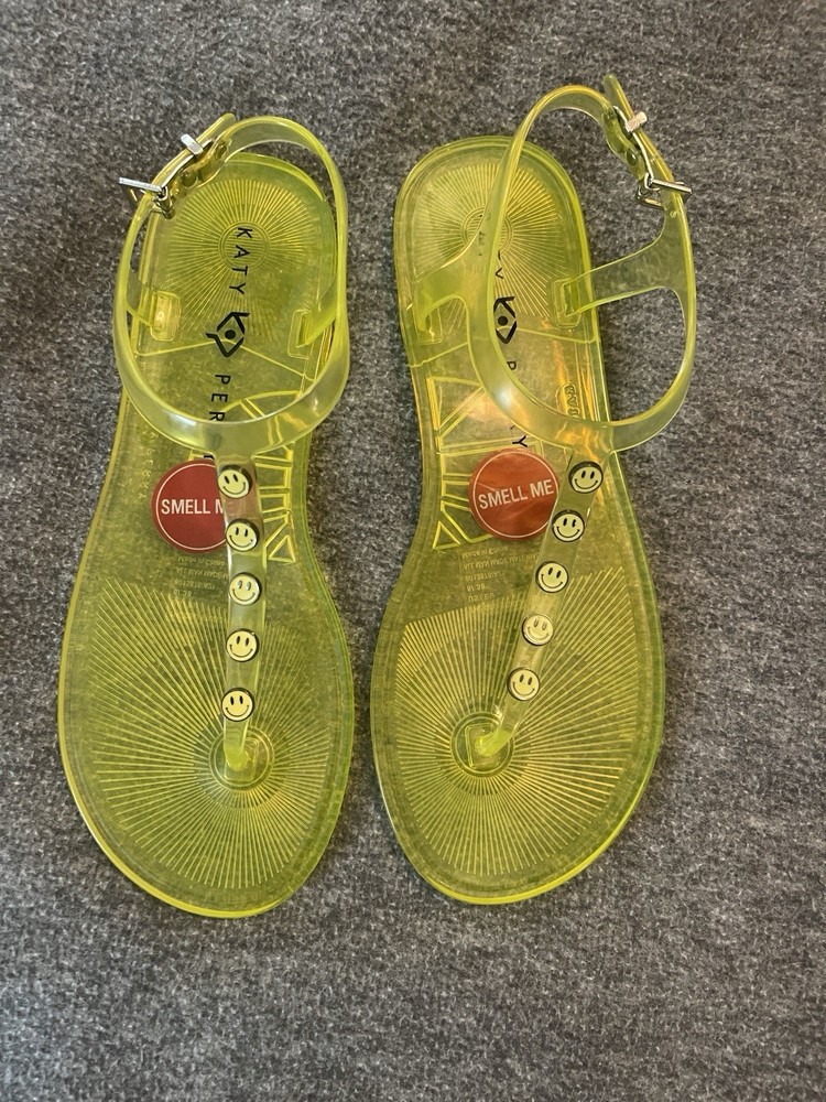 Katy Perry Women's The Geli-T Strap Flat Sandal Smiley FACE/Lemon Drop Size 8