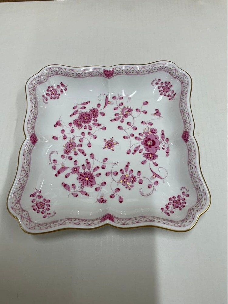 Meissen Indian Flower Rich Pink Square Dish 8.2 Inch Gold Trim