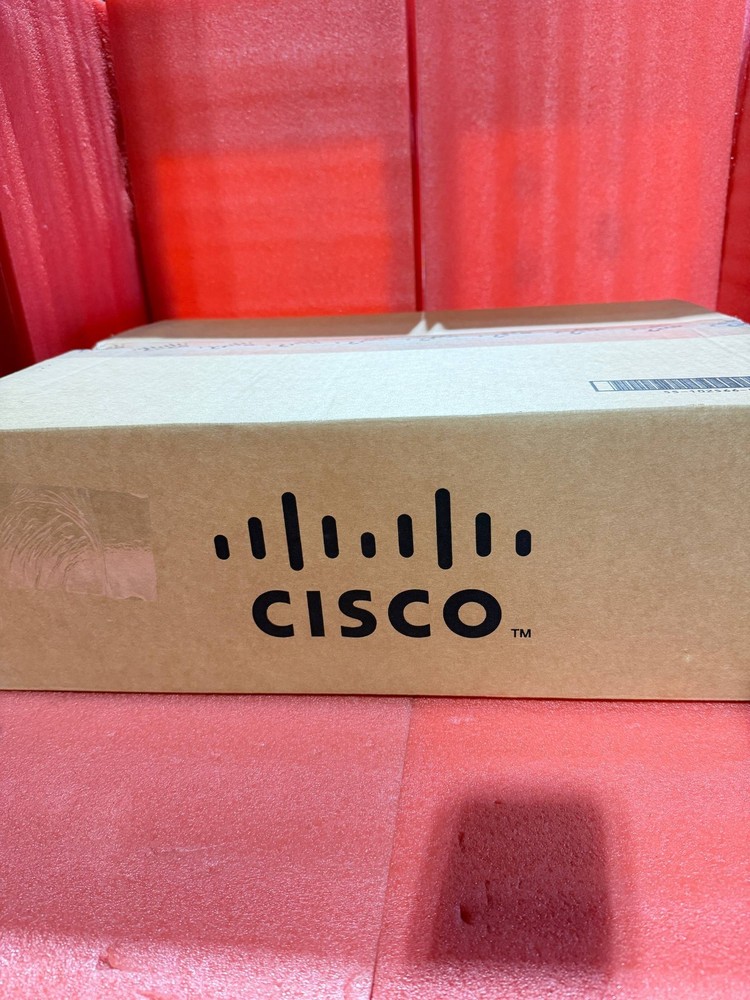 Cisco Catalyst C9200L-24T-4G-E V05 24-Port 9200 Series Network Switch -Open Box