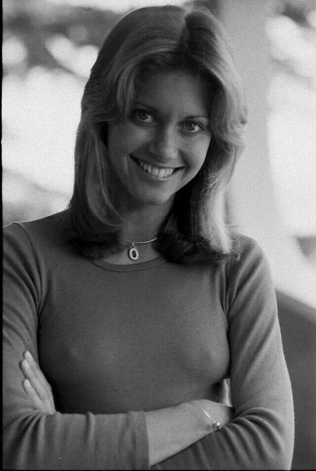 Olivia Newton John Pretty Black And White 4x6 Picture Celebrity Print
