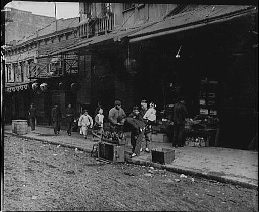 Photo:On Dupont Street, San Francisco, Chinatown