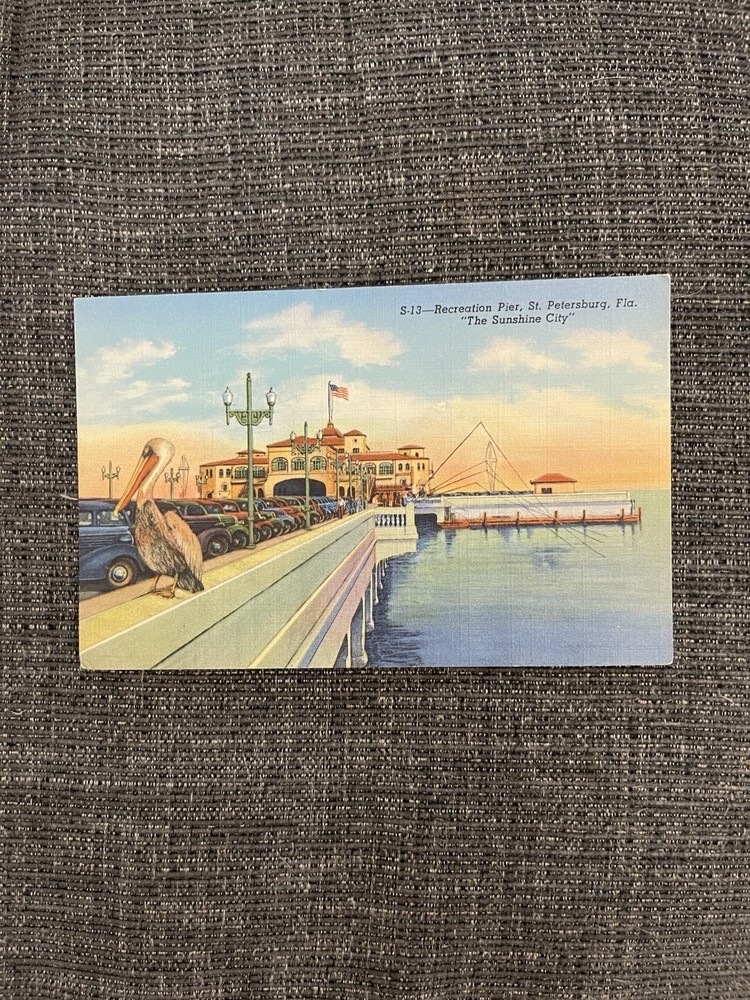 Vintage Linen Postcard St. Petersburg, FL~ Pelican On The Recreation Pier