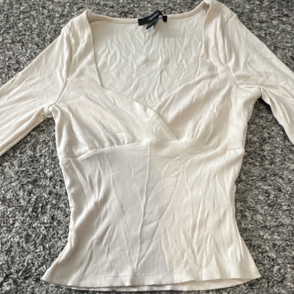 FOREVER 21 Beige Knit V-Neck Long Sleeve Pullover Top Size S