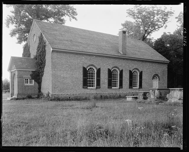 Photo:Saluda Virginia Christ Church 1930s Brick Episcopal Church Cemetery