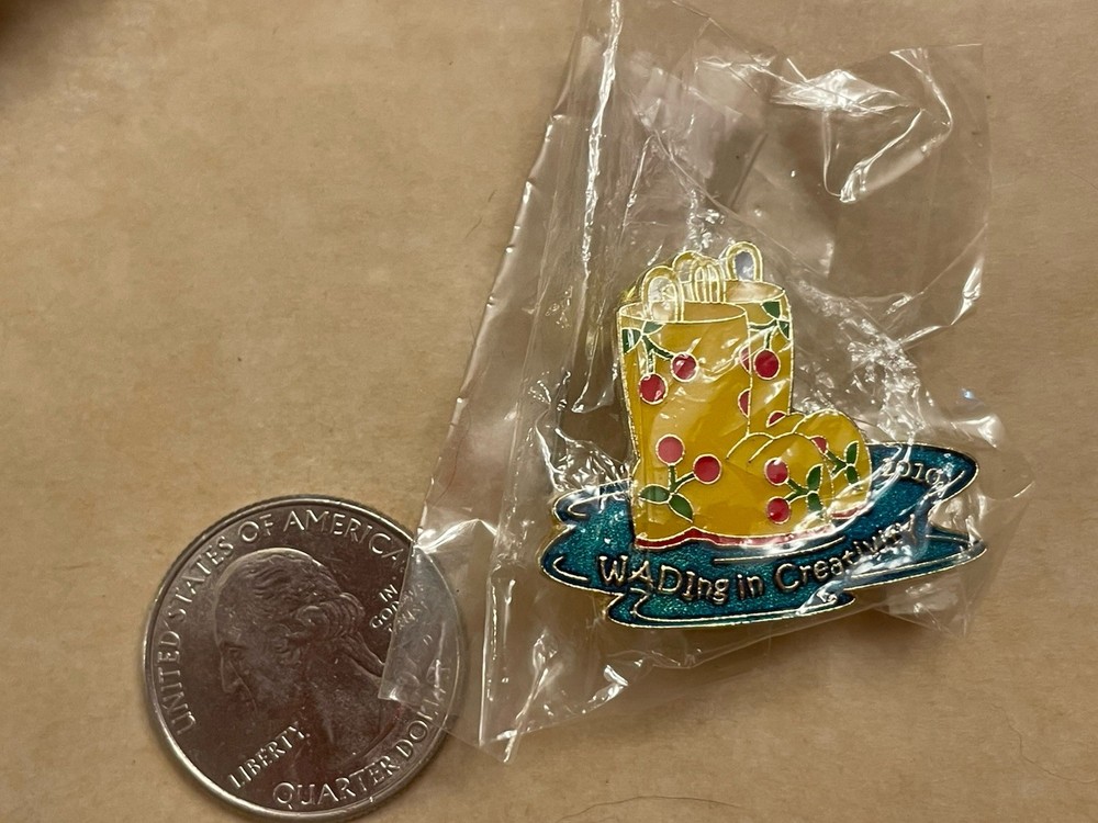 2010 Washington Rain Boots Destination Imagination Global Finals Trading Pin