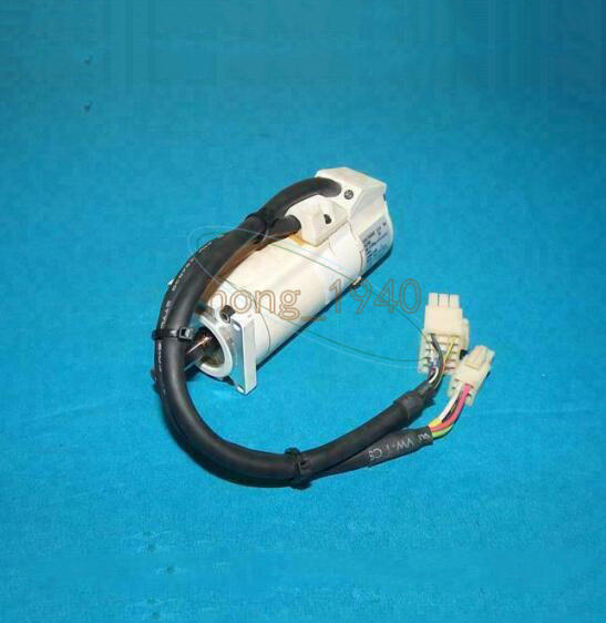 One Panasonic servo motor MSMA012A1N It good condition Used