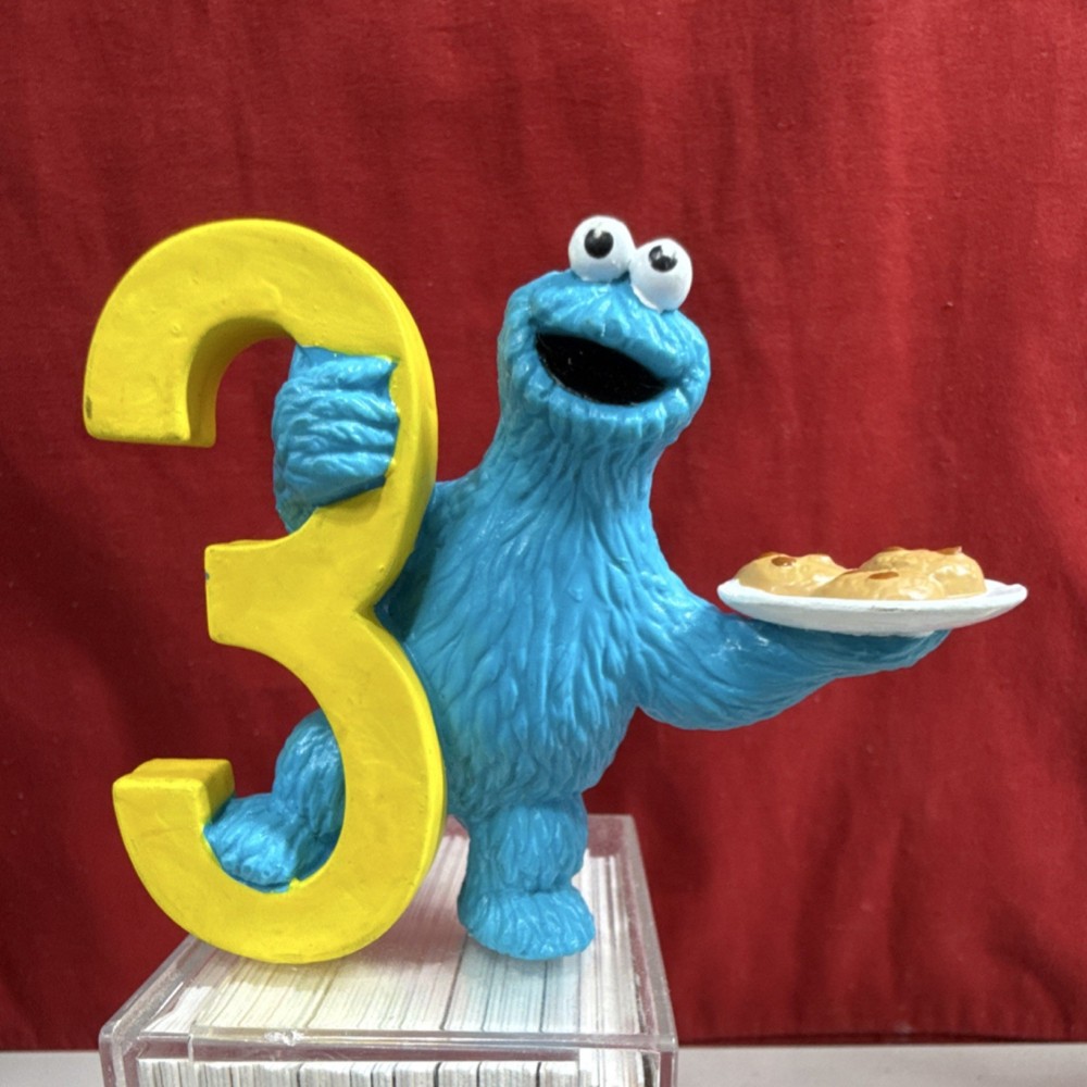 SESAME STREET Cookie Monster Number 3 Collectible Figure Blue Yellow Plastic