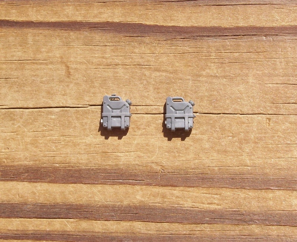 40K Genestealer Cults Achilles Ridgerunner Fuel Cans Bits-image