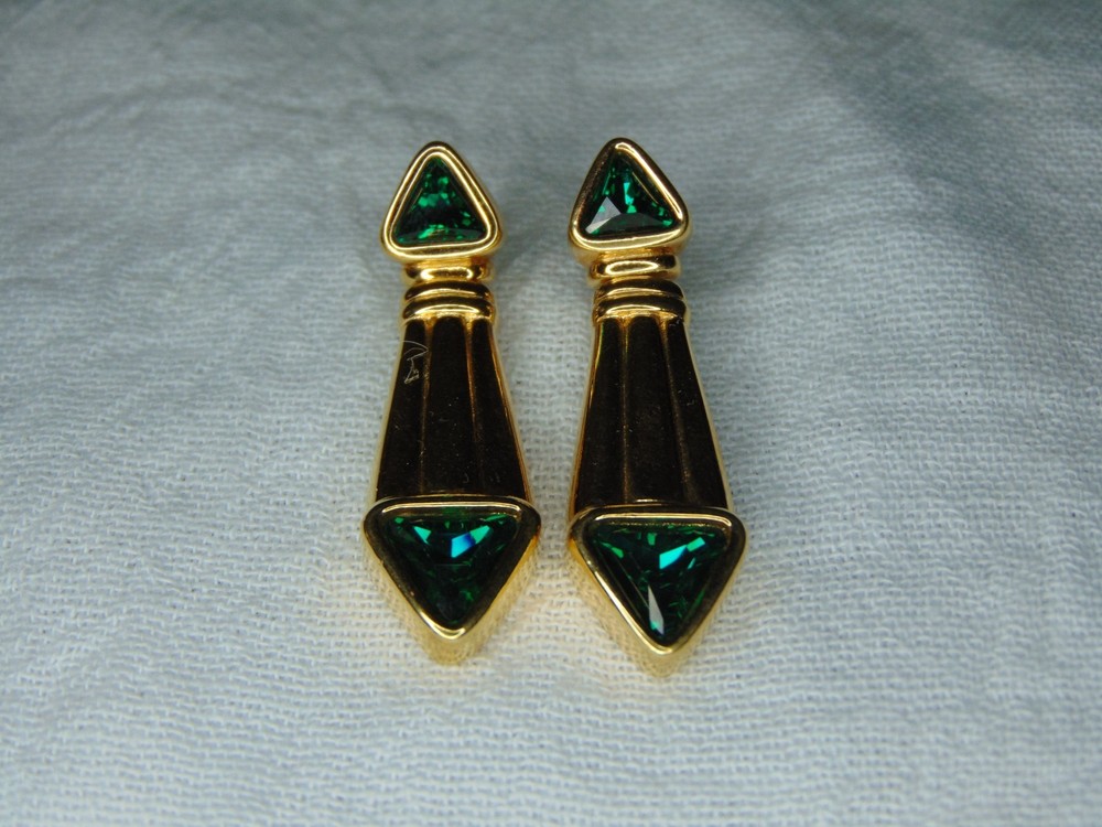 vintage S.A.L Swarovski signed green crystal drop dangle earrings pierced