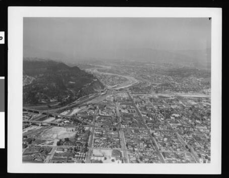 Los Angeles Showing The Intersection Of Broadway And Spring Street - Old Photo