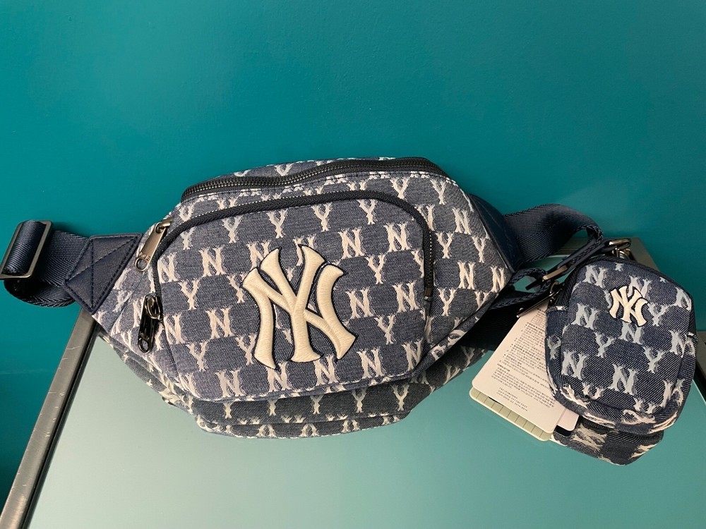 MLB Monogram New York Yankees Hip Sack NY Logo Waist Bag Pouch Bag - Blue