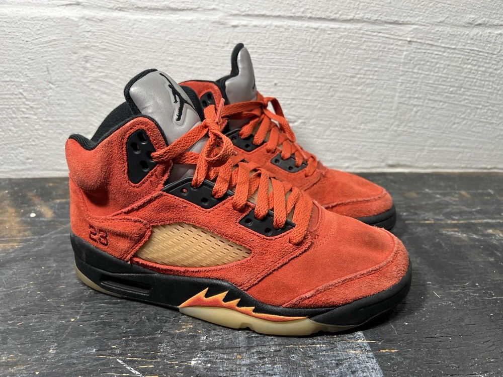 Nike Air Jordan V 5 Retro “Dunk On Mars” DD9336-800 Women’s Size 8