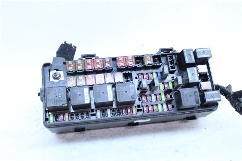 Maserati Quattroporte 2014 Fuse Box 67000387 1118751
