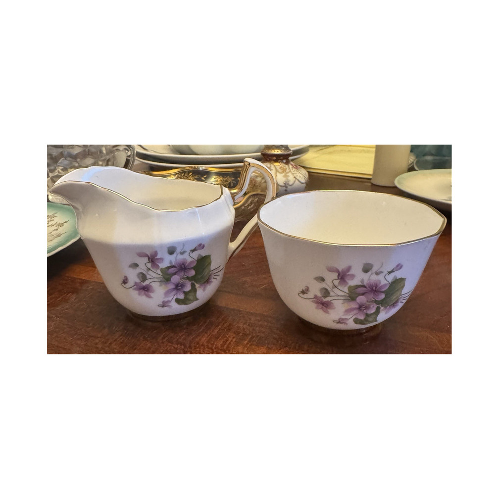 Windsor Bone China England Floral Creamer & Sugar Bowl Set, Gold Trim Glossy