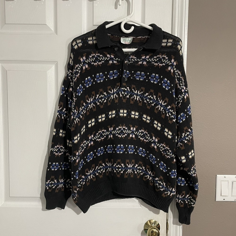 BENETTON Men's Sweater Size 48 Multicolor Pullover Long Sleeve Geometric Holiday