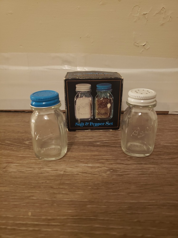 Vintage Blue White Ball Mason Jar Salt and Pepper Shaker Set in Box 2.75 Inches  