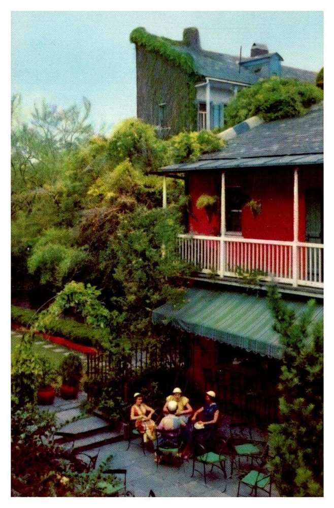 1950s Verdant Pat O’Brien’s Courtyard New Orleans Louisiana Vintage Postcard