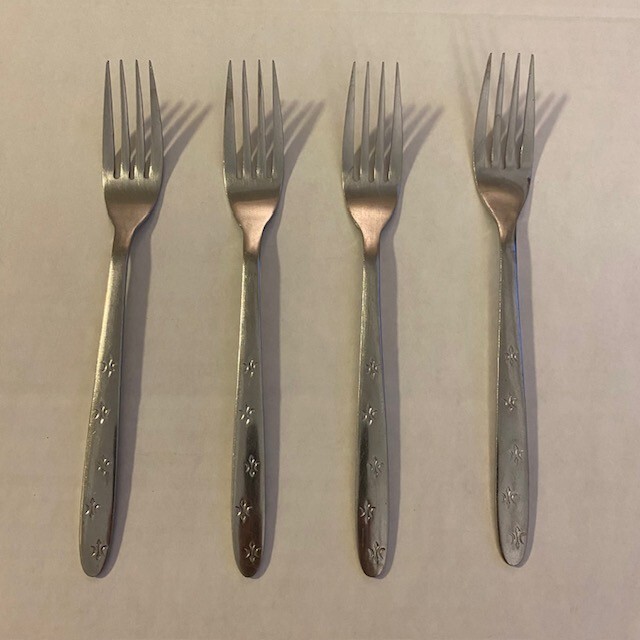 Vintage MCM CG Stainless Japan Dinner Forks Fleur de Lis Set of 4