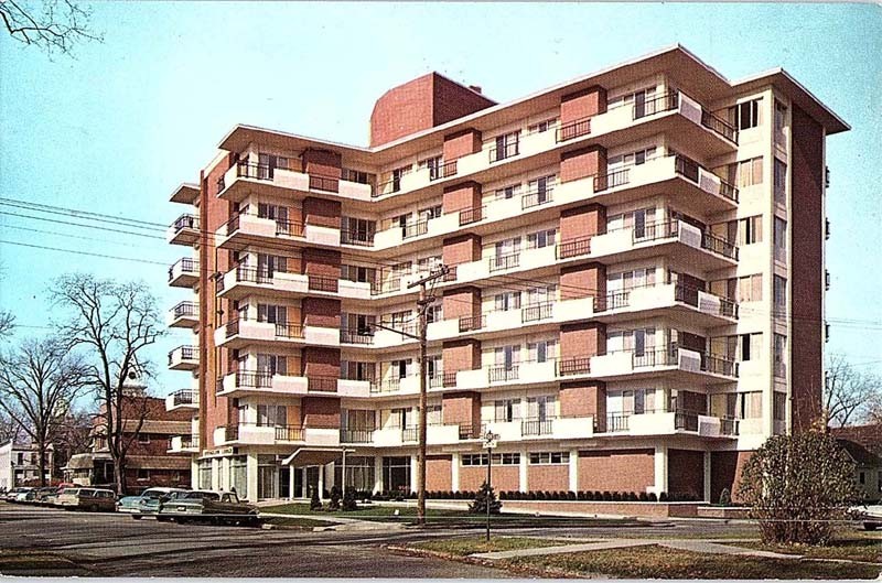 Postcard LODGE SCENE St. Pontiac Illinois IL m/09 AI8276