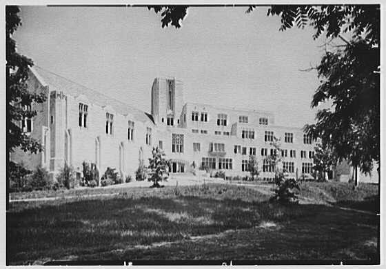 Photo:Indiana University, Bloomington, Indiana. Business Building