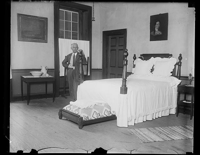 Stratford Hall Westmoreland County Virginia 1929 Bedroom Interior Elderly Man