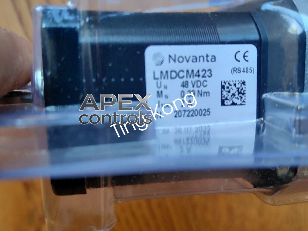 1PCS new LMDCM423 stepper motor By DHL or FedEX