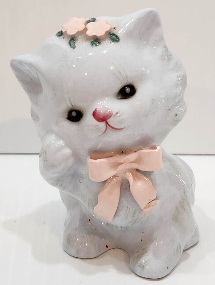 Vtg Lefton Porcelain White Kitty Cat Figurine w/ Pink Flowers & Bow Japan