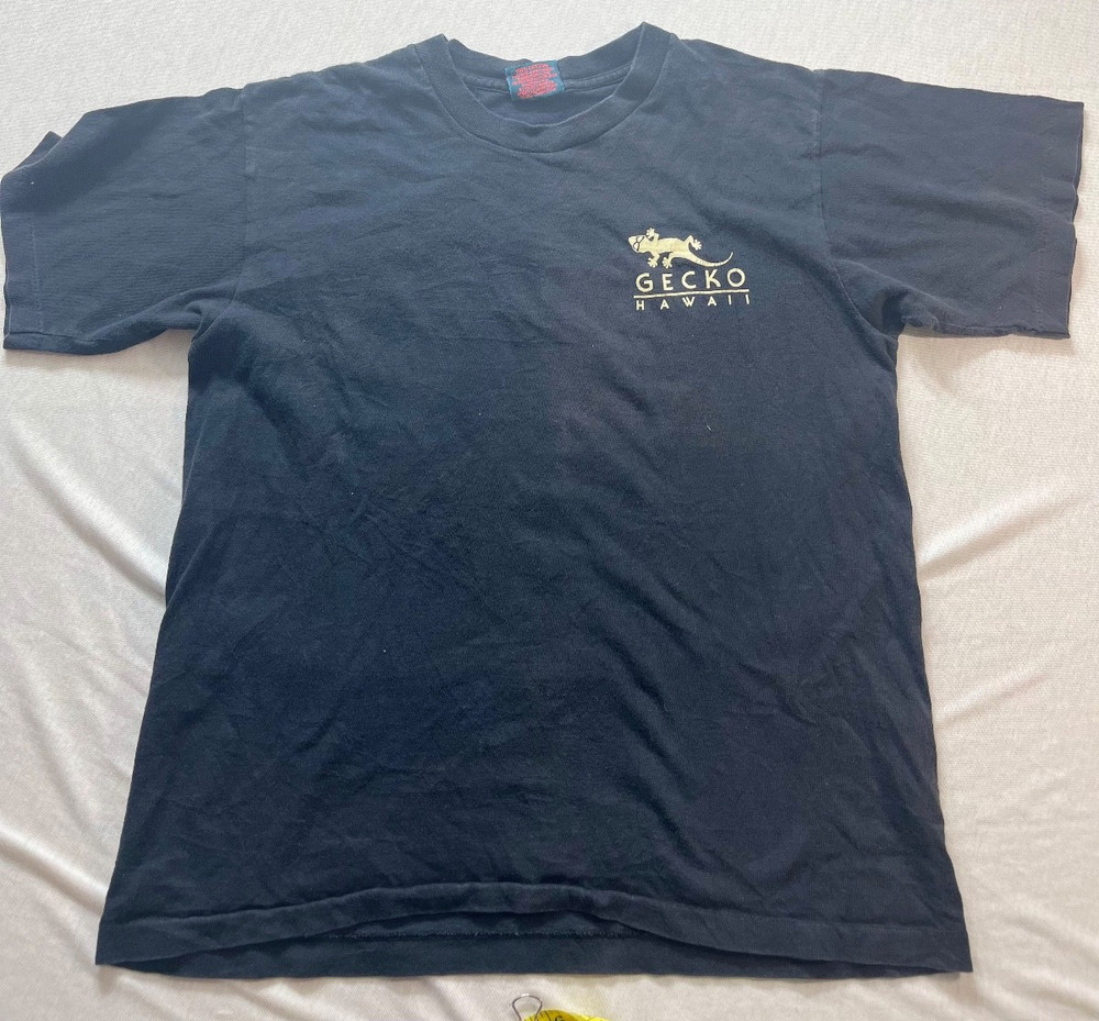 vintage 90's Gecko Hawaii graphic t shirt size M/L single stitch
