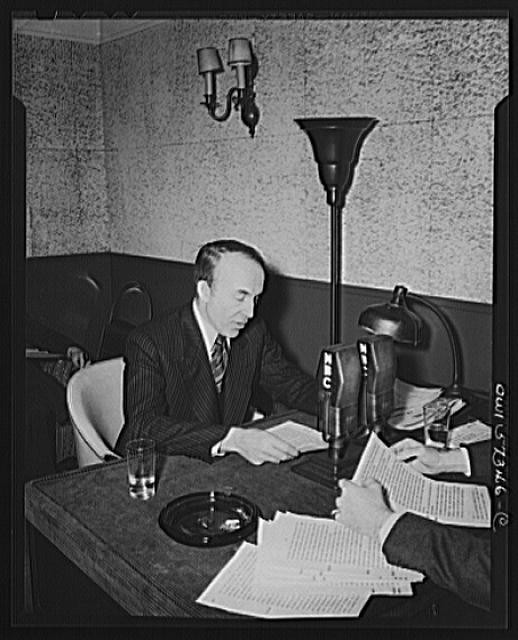 Photo:NBC Radio Studio Man Reading Script 1930s 1940s Microphone Desk Lamp