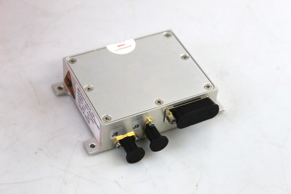 MicroSource SNY-0204-550-02 2-4GHz RF Microwave Synthesizer