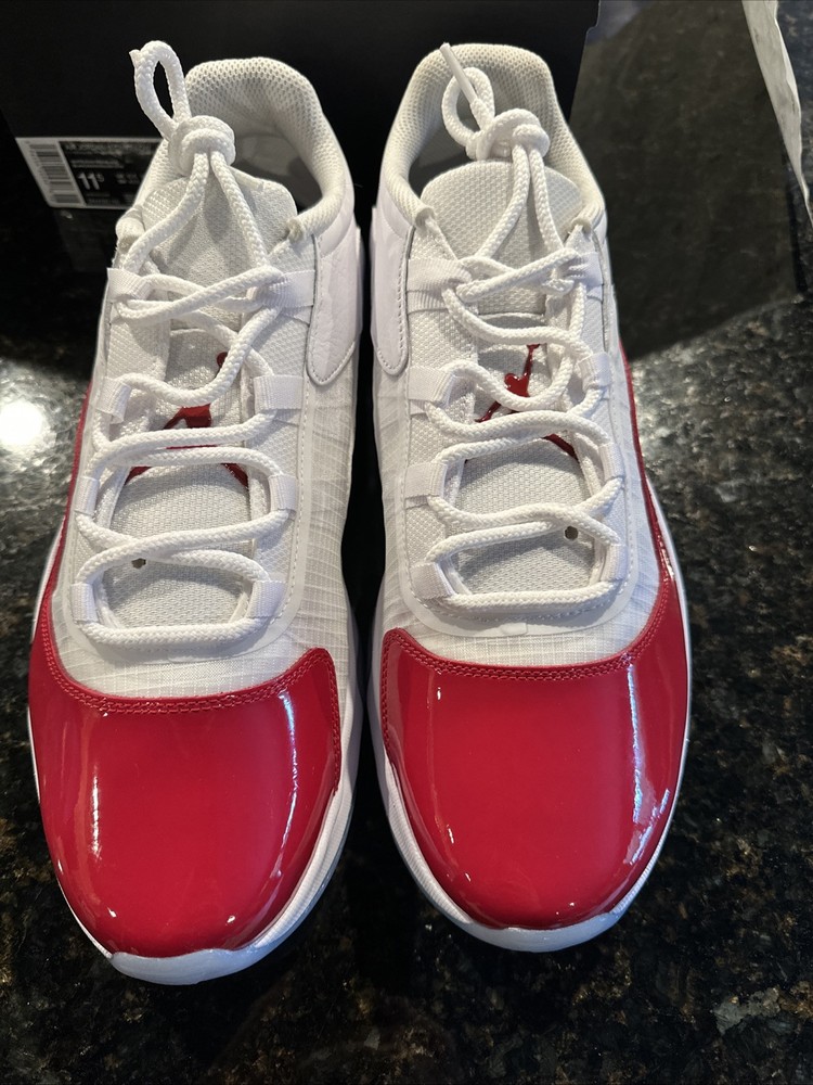 Size 11.5 - Air Jordan 11 Retro Low Concord