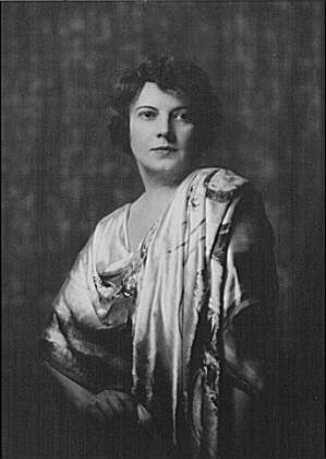Photo:Miller, D.D., Mrs., portrait photograph