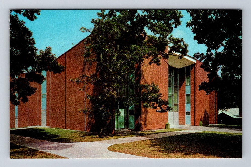 Hickory NC-North Carolina Auditorium Lenoir Rhyne College PC Vintage Postcard