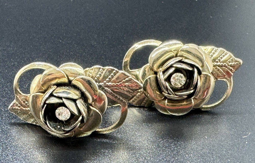 Vintage Screw Back Earrings Gold Tone Rose Leaves Rhinestone Unsigned