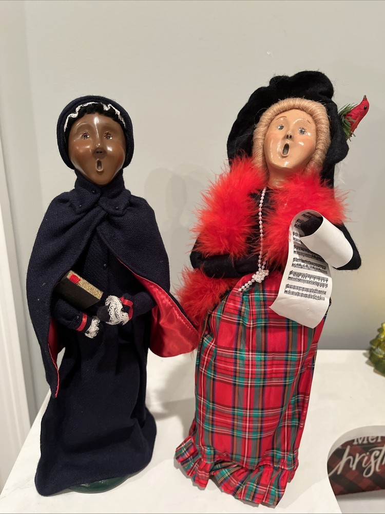 Byers’ Choice Carolers (Set of 2)