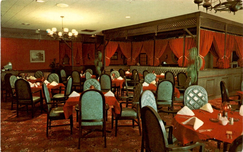 Admiral Benbow Inn, Atlanta, Georgia, Empire dining room, Golden Image Postcard
