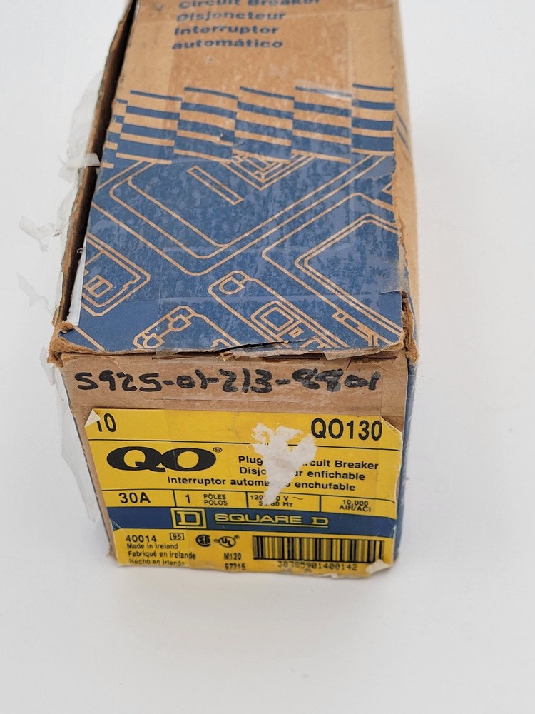 NEW Square D Type QO 30 A 1-Pole Plug On Circuit Breaker (Box of 10) QO130