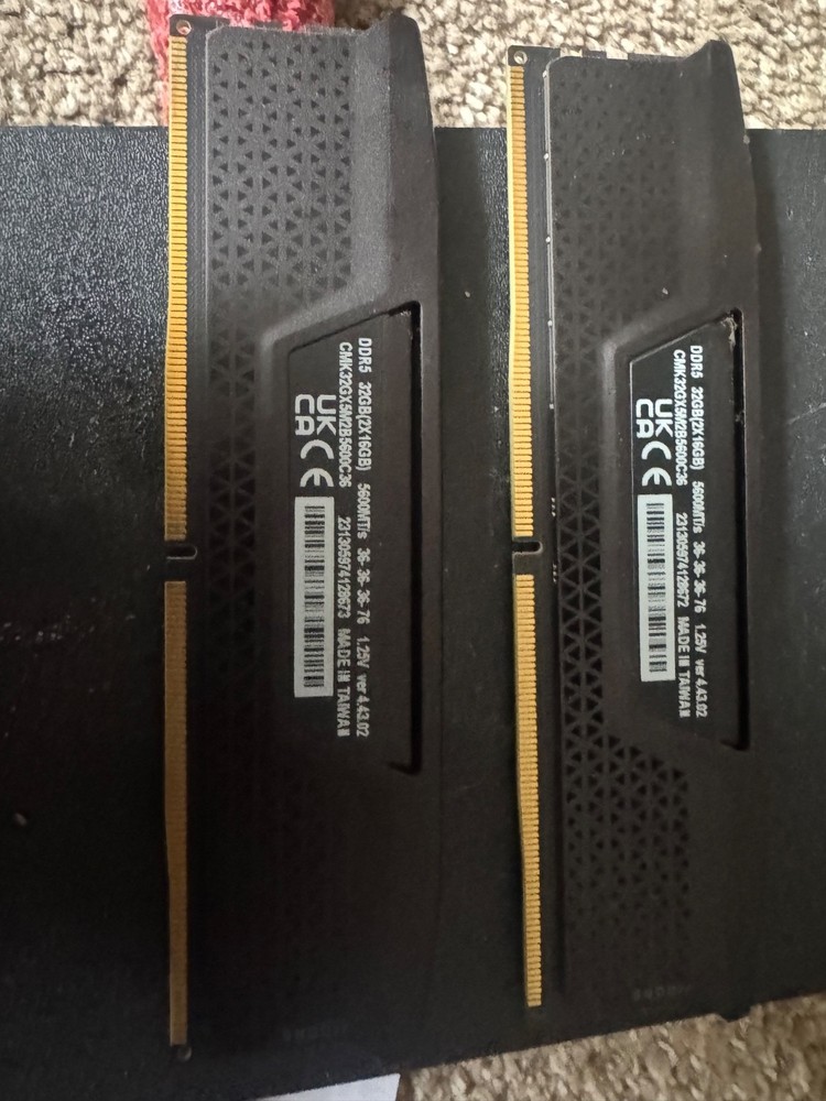Corsair VENGEANCE 32GB (2x16GB) PC5-44800 (DDR5-5600) CL36 DIMM Memory -...