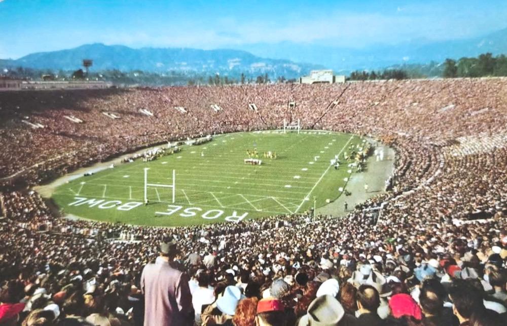 1960 Pasadena California CA Vintage Postcard The Rose Bowl Football Stadium