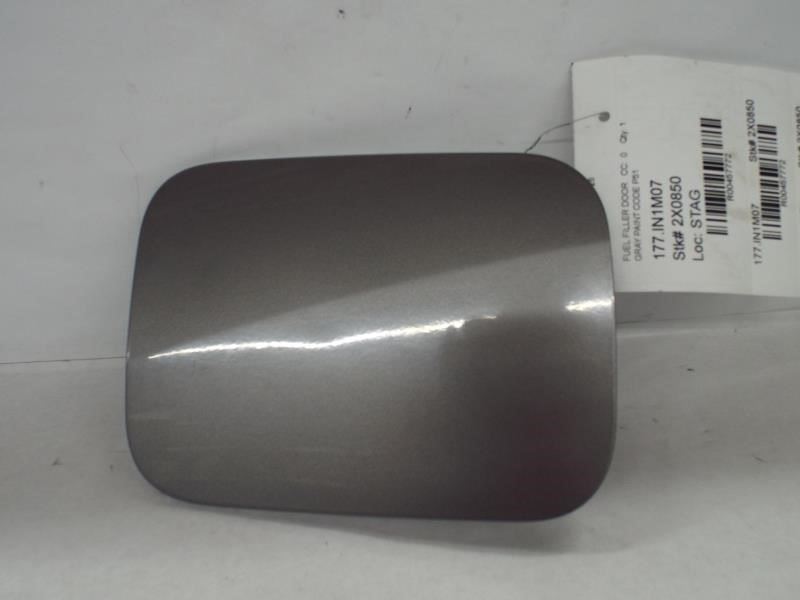 G35       2007 Fuel Filler Door 457772