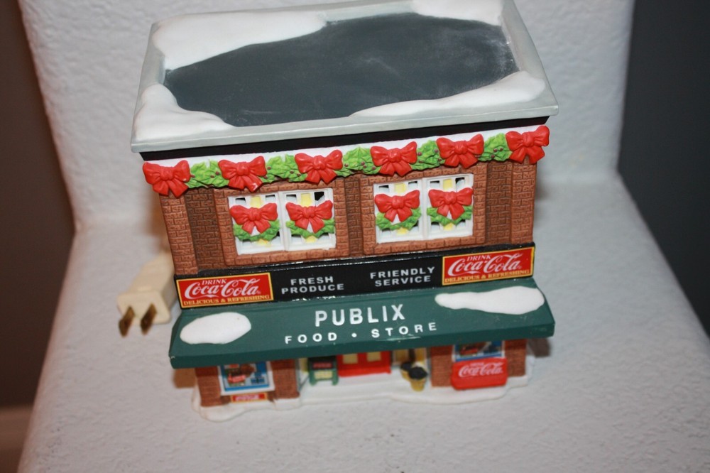 2000 Coca-Cola Town Square Publix Market Limited Edition Numbered Collectible