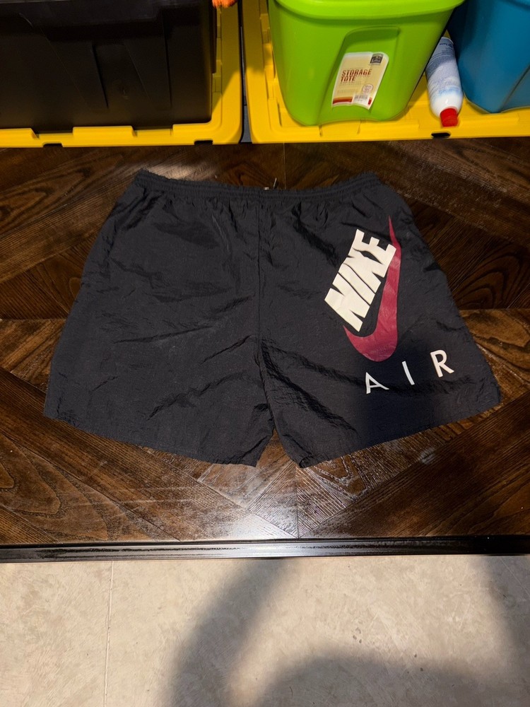 Nike Men's Athletic Shorts Nylon Black Logo Drawstring Elastic Waist Flat Front