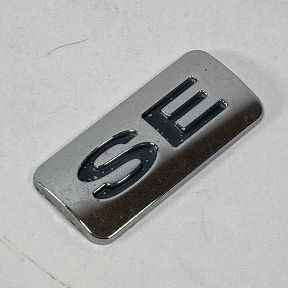 2000-2011 Ford Focus SE Emblem Logo Badge Symbol Rear Tailgate Trunk Chrome