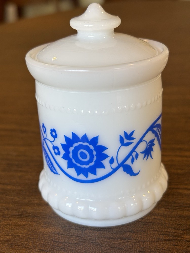 Vtg Hazel Atlas milk glass jar blue 