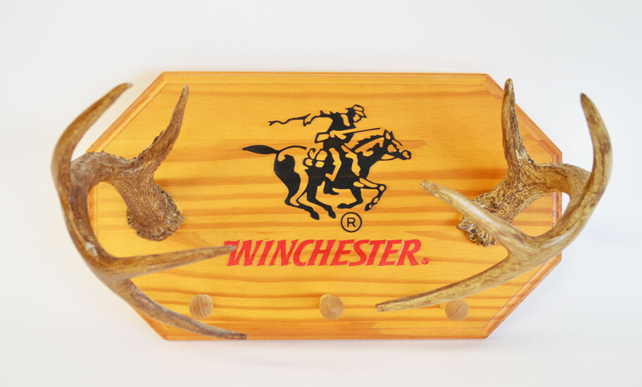 Vintage Editions Inc Winchester Antler Gun & Coat Rack  (6750)