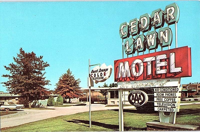 Postcard MOTEL SCENE Waverly Iowa IA m/09 AI7359