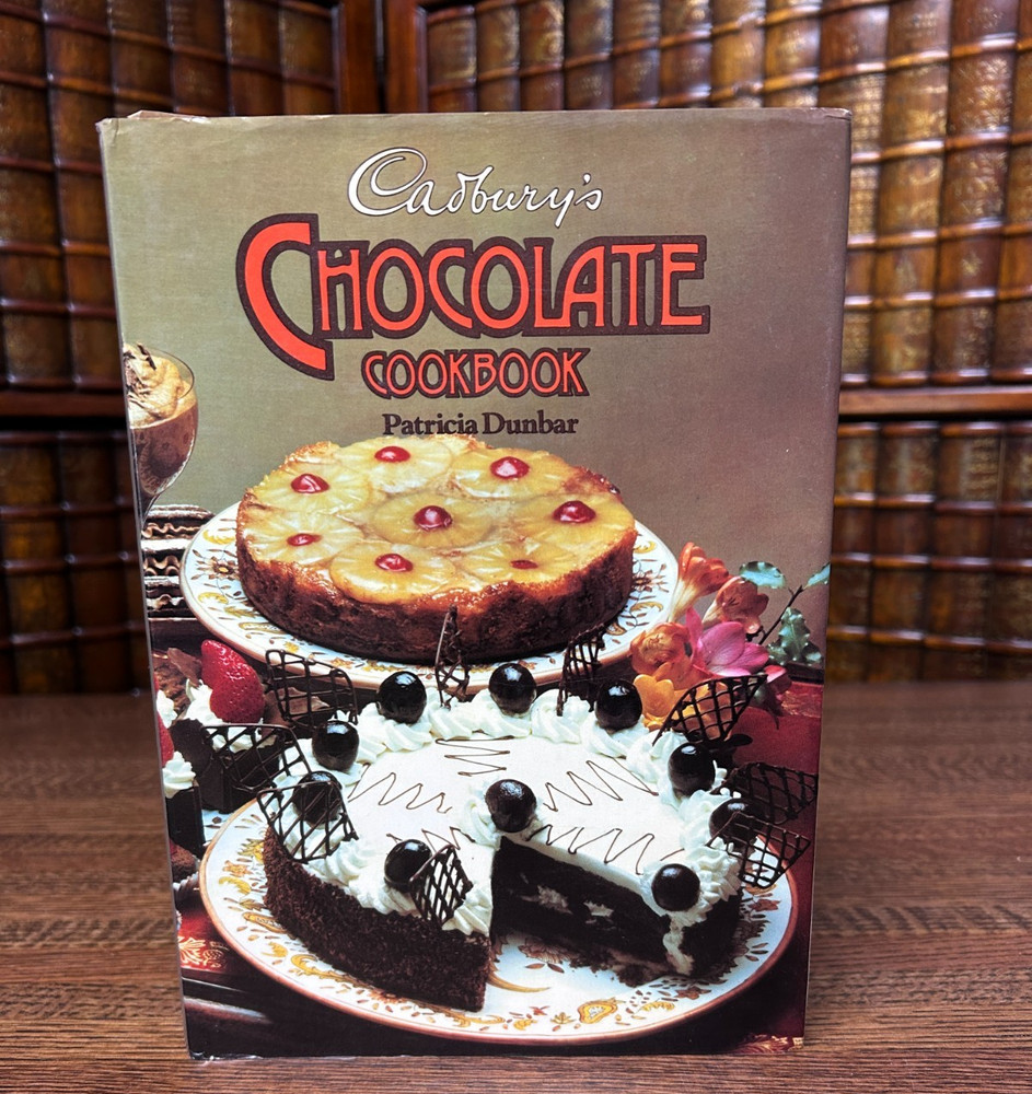 Cadbury's Chocolate Cookbook, Patricia Dunbar; 1978 Hardcover in Jacket