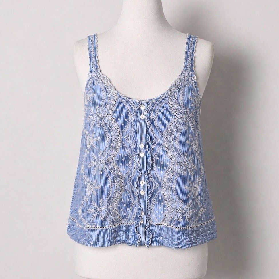 SUNDANCE Catalog Lea Kerchief Camisole Embroidered Eyelet Top Size M Blue Dainty