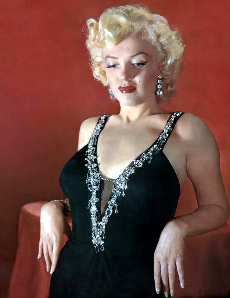 Marilyn Monroe Sexy Black Dress 4x6 Picture Celebrity Print